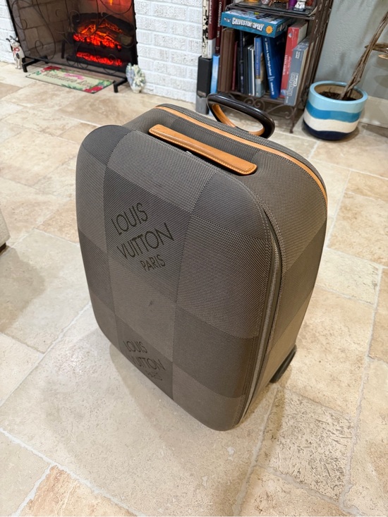 Louis Vuitton Handbags - Louis Vuitton Brown Checkered Carry-On with Tan Trim Vintage Luxury